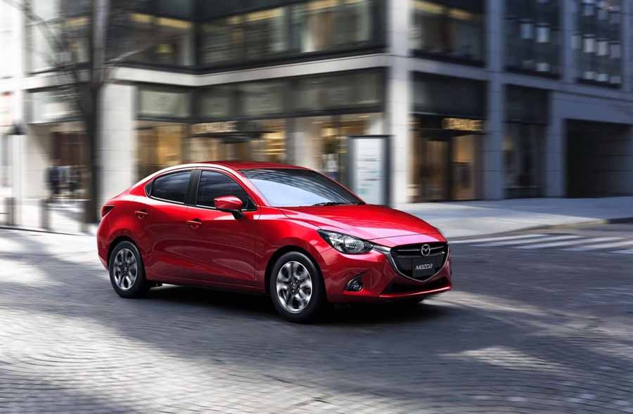 New Mazda 2 sedán